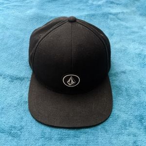 Black snapback stone hat